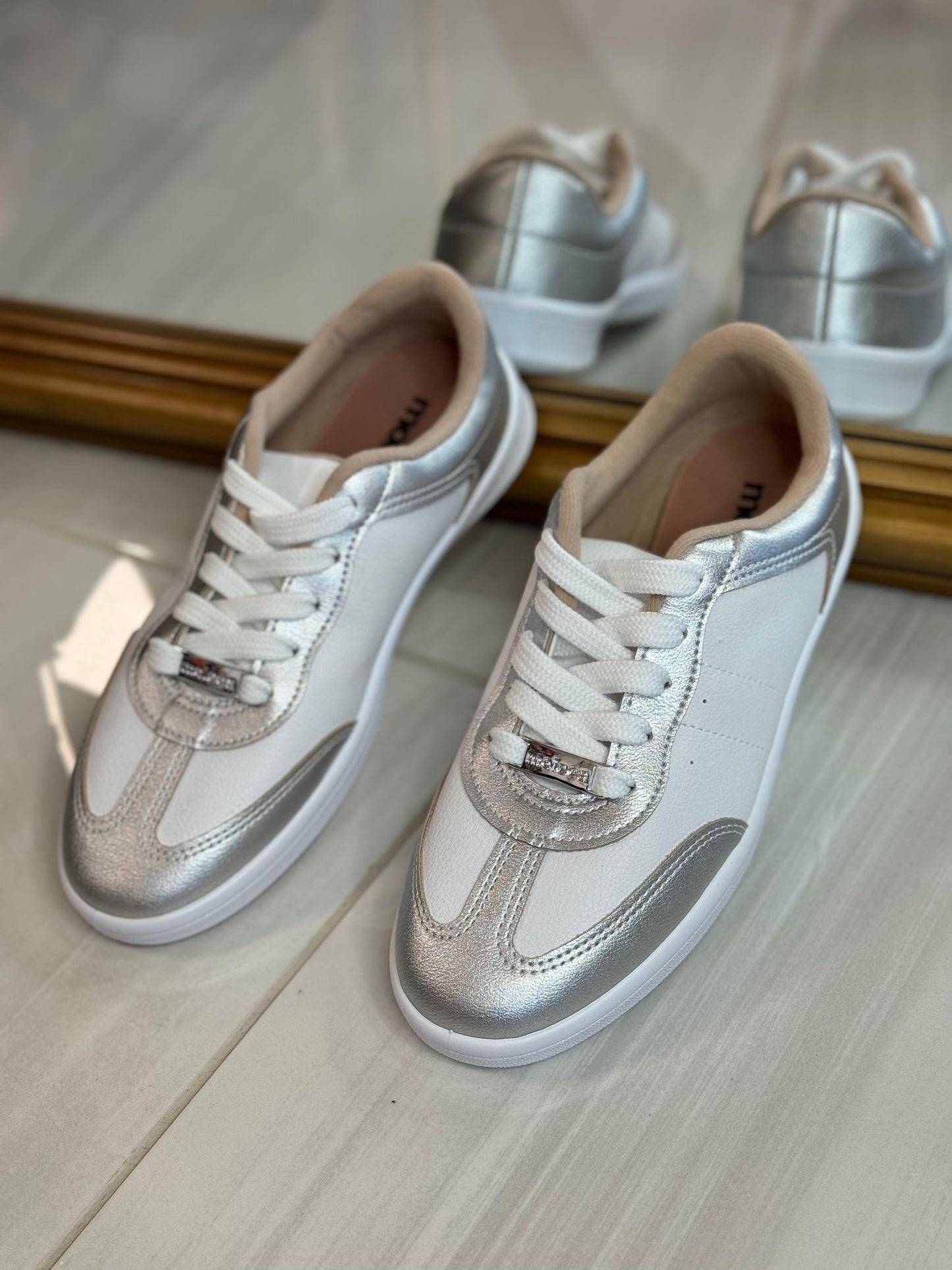 Tenis Floather Metalizado Blanco