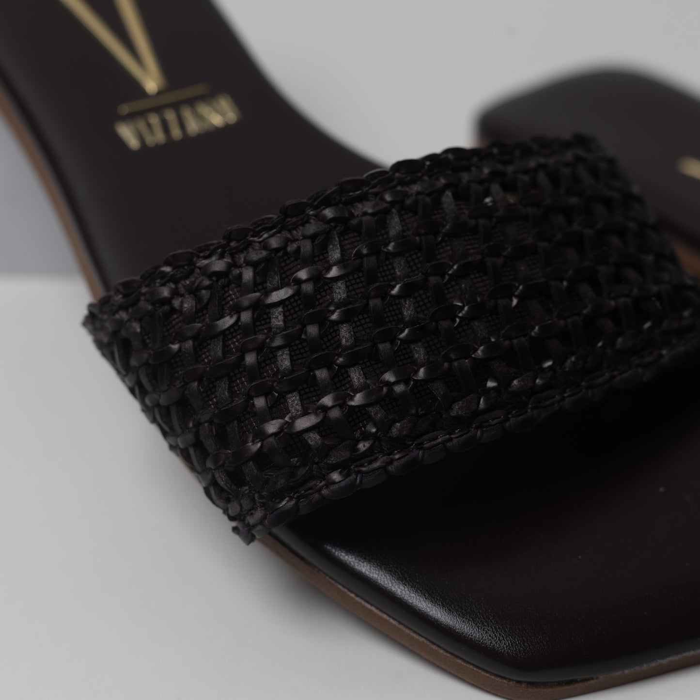CACAO SANDALS