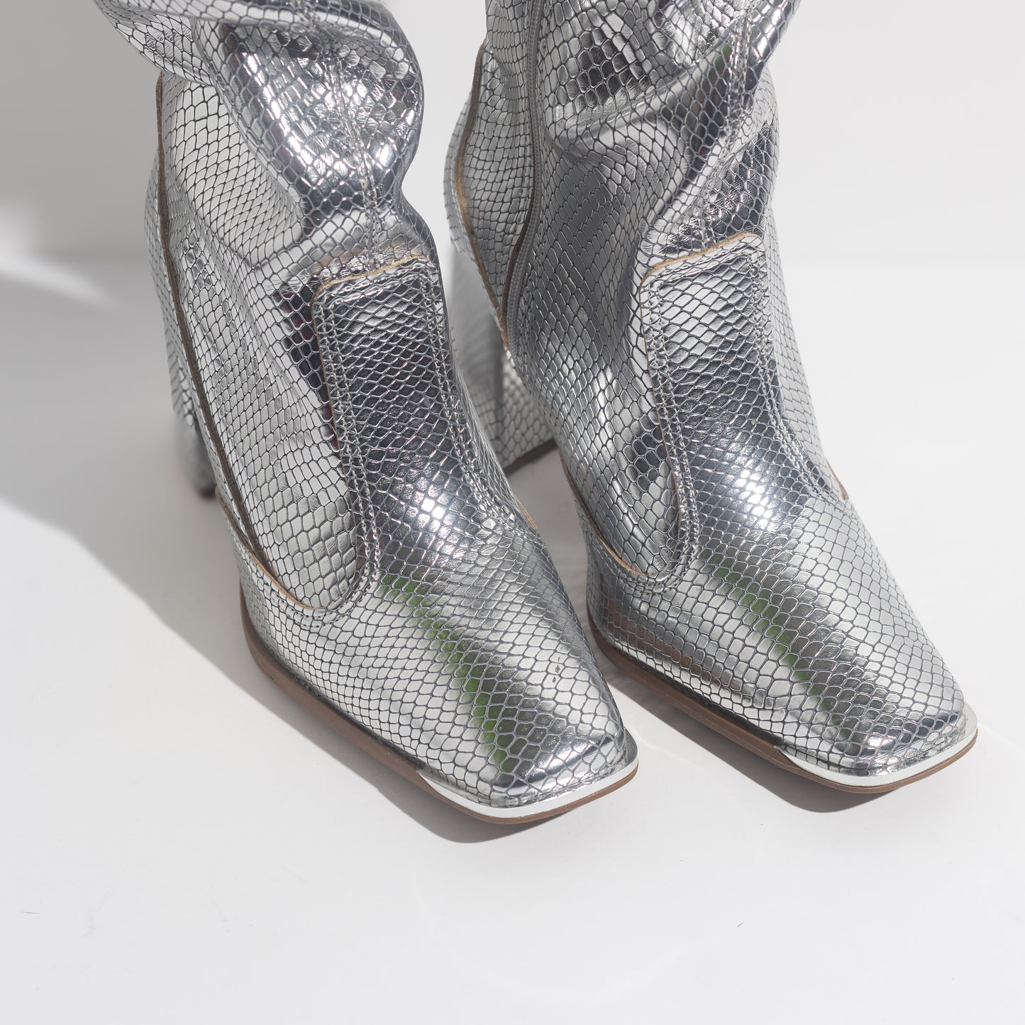 GLISS BOOTS | SILVER