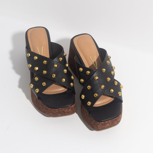 STUD WEDGES